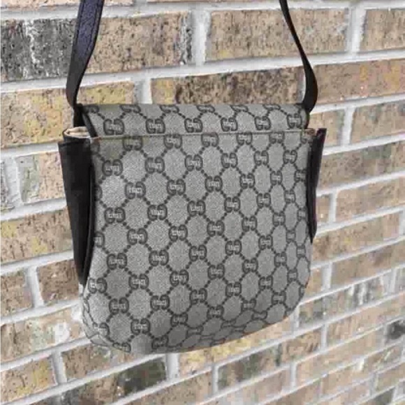 GG plus Vintage Crossbody Hard to find Bag w/ Rutched Leather - Picture 4 of 13